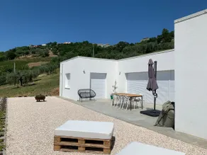 Beautiful new house with breathtaking views - Image 2