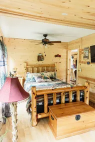 Lily's Pad - Rustic cabin on the creek. - Image 5