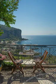 Villa Giulia Fantastic Sea View - private Sea Way - Image 5