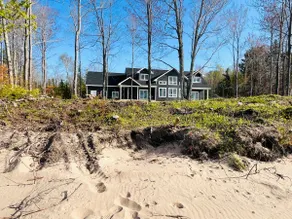 Lakeside Lookout 3 Bedroom - Image 2