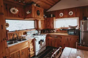 Paradise Cabin - Image 2