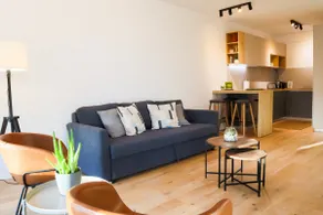 Premium new apartment with panoramic castle view - Image 3