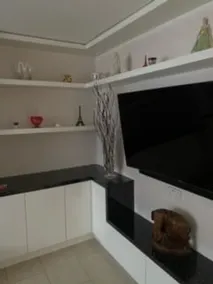 lovely 2 bedroom apartment with modern furniture - Image 4