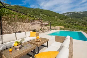 Luxury Villa Envivo Komiža with heated pool and professional gym - Image 5