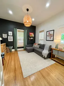 Remodeled historic cottage, 2-min walk to downtown. - Image 5