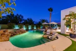 Luxury Oasis - Pool, Spa, Golf Sim, Putting Green - Image 3