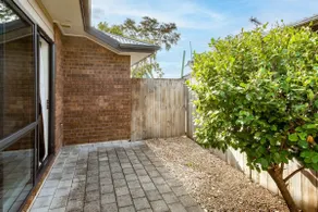 2 Bedroom house in Hamilton Central - Image 4