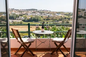 2-Bedroom Ocean view apartment; WIFI, Free Parking - Image 4