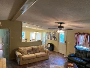 3-Bedroom Cabin on Maddox Bay - Image 2