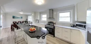 Beautiful Waterfront Home on St. Lawrence River - Image 2