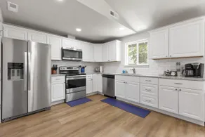 Holly Has It All!One level,sleeps 11,Winery Close! - Image 5