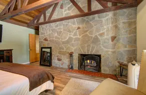 •Rustic Home • Acreage • Hot tub • Events Welcome - Image 5