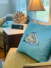 Stylish Monroe Home • Fast WiFi • Minutes to ULM - Image 2