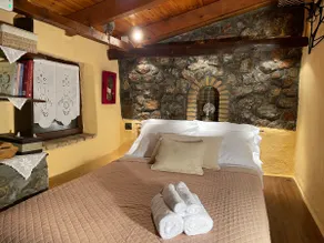 Agoriani Art Studio - Sweet little cottage - Image 2