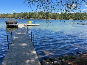 Country Lane Cottage on Waupaca Chain ‘O Lakes - Image 3
