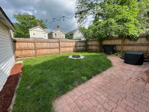 Walkable HydePark 4Bd|2 1st flr ensuite|LngDrivewy - Image 2