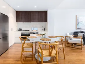Modern Living Closer to Centennial Park - Image 4