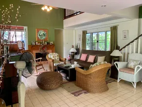 Nice and cozy villa embraced with the nature - Image 4