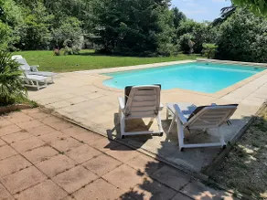 Country cottage with pool - Image 5