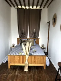 Character house with game room for 10 people - Image 4
