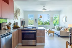 4 Lush Gardens, Pool, Walk to Beach & Restaurants - Image 4