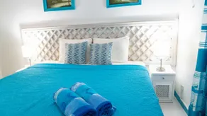 Lovely beachside 1-bed rental unit SEAHORSE - Image 3