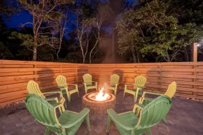 Mountain Oasis w/Games, Hot Tub, Fully Fenced in - Image 3