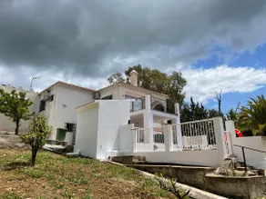 Villa Lucia 4 bedroom with pool and jacuzzi - Image 3