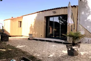 Charming home near the beaches - Image 3