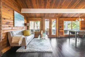 Charming Lakefront Log Cabin - Image 3