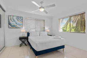 Spacious 3BRM Close to Gabba with Car Park & WiFi - Image 3