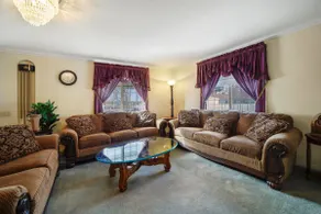 The Classy Country Cottage - Image 2