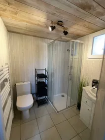 Adorable guest house in the heart of the Marais. - Image 4