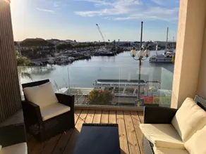 Beautiful duplex with terrace overlooking the harbor/sea - Image 4