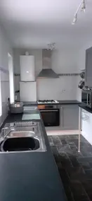 Carlisle Nr Railway Stn - Spacious 2 bed townhouse - Image 5