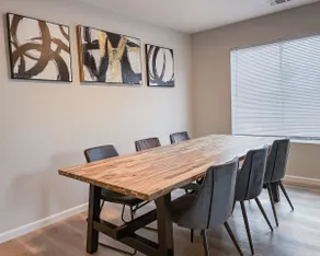 Spacious 3bd/2bath home in quite neighbourhood - Image 3