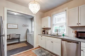 Victorian Manor on Main w 6 beds-10 mins to Lanc - Image 5