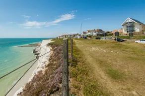 Cliff Top Heights-Beach front house near Brighton - Image 4