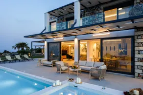 Villa Empire with Magical sea view - Image 4