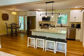 Newly remodeled cabin in DuPont/Cedar Mnt/Brevard. - Image 4