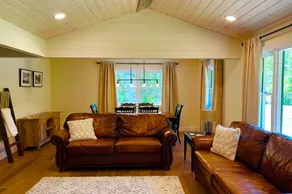 Newly remodeled cabin in DuPont/Cedar Mnt/Brevard. - Image 2