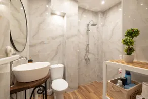 White house, a brand new apartment in the center - Image 5