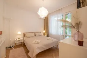 White house, a brand new apartment in the center - Image 2
