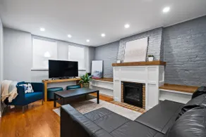 2 BR condo in the heart of Old Town - Image 3
