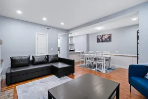 2 BR condo in the heart of Old Town - Image 4