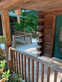 The Ponderosa Guesthouse - Image 4