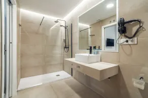 Ceres – Apartment near the Roman Theatre - Image 4