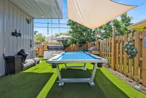2 bedroom home with fun outdoor area - Image 5