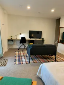 Adorable Private Unit with Patio and BBQ - Image 2