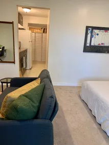 Adorable Private Unit with Patio and BBQ - Image 5